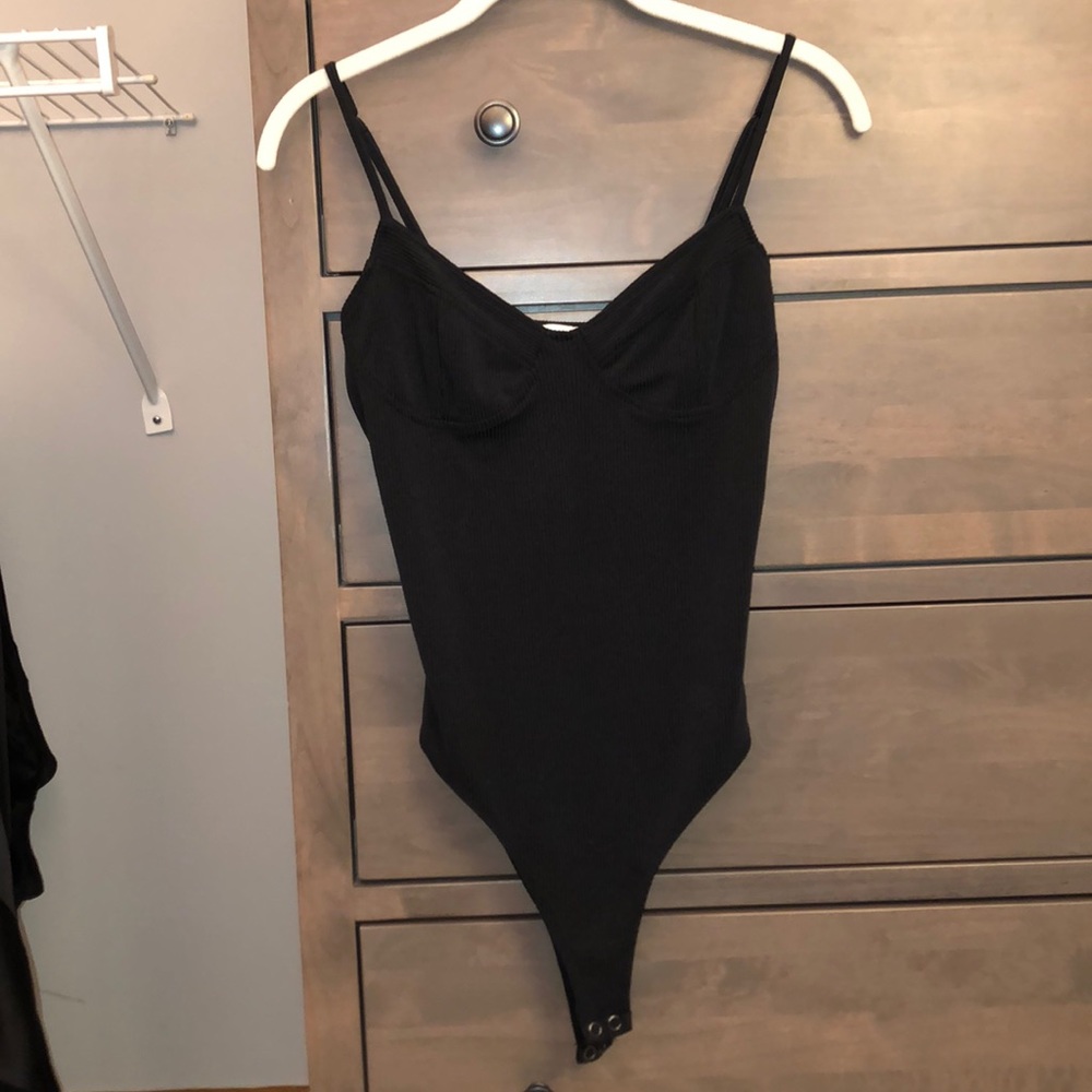 🌿 Forever 21 Black Ribbed Bodysuit